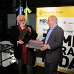 Celebração lá e cá