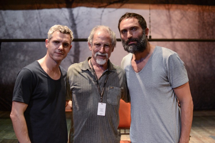 Elenco da peça chilena O Jardim das Cerejeiras (Foto: Coletivo Pão & Circo)